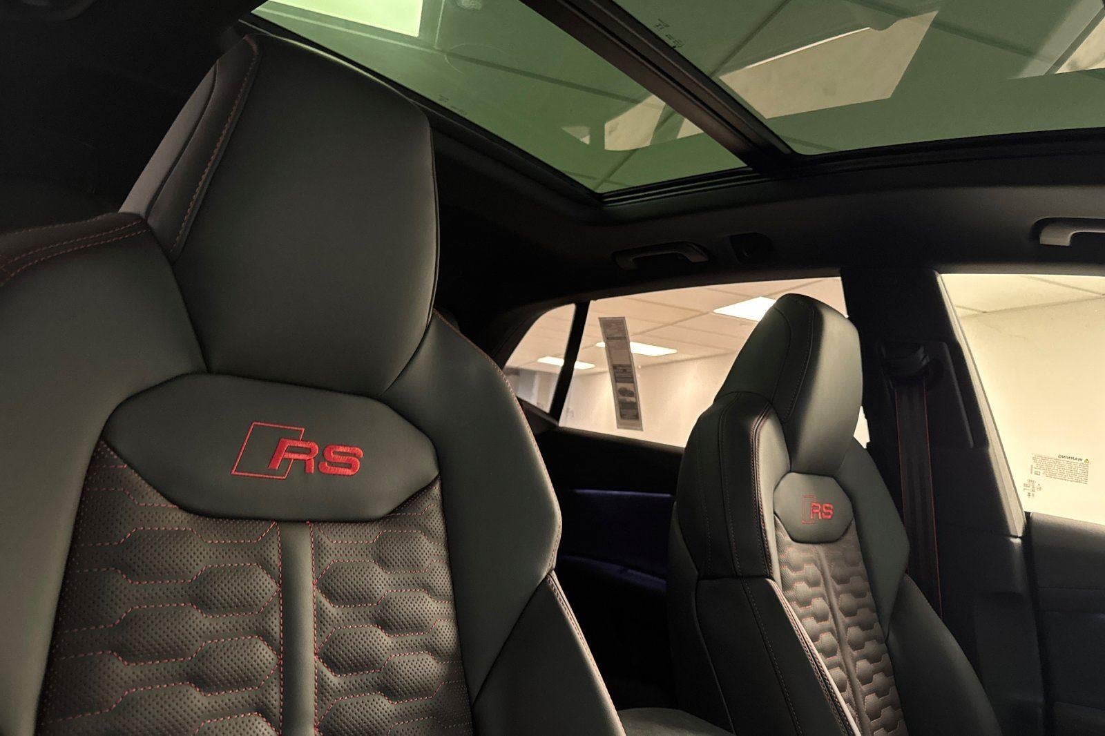 2025 Audi RS Q8 performance