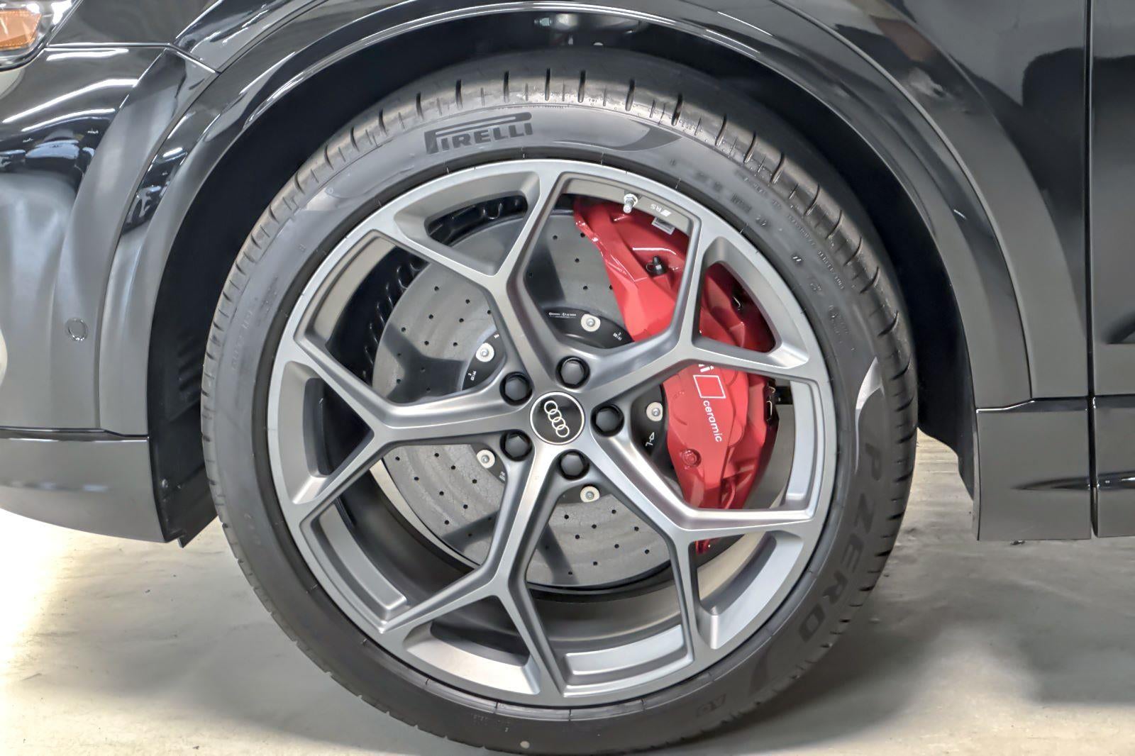 2025 Audi RS Q8 performance