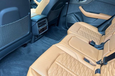 2026 Audi RS Q8 performance