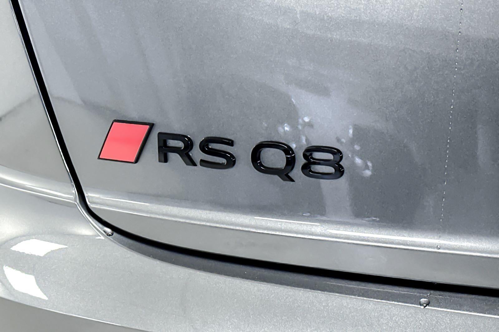 2026 Audi RS Q8 performance