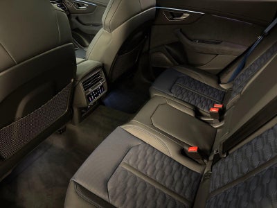 2026 Audi RS Q8 performance