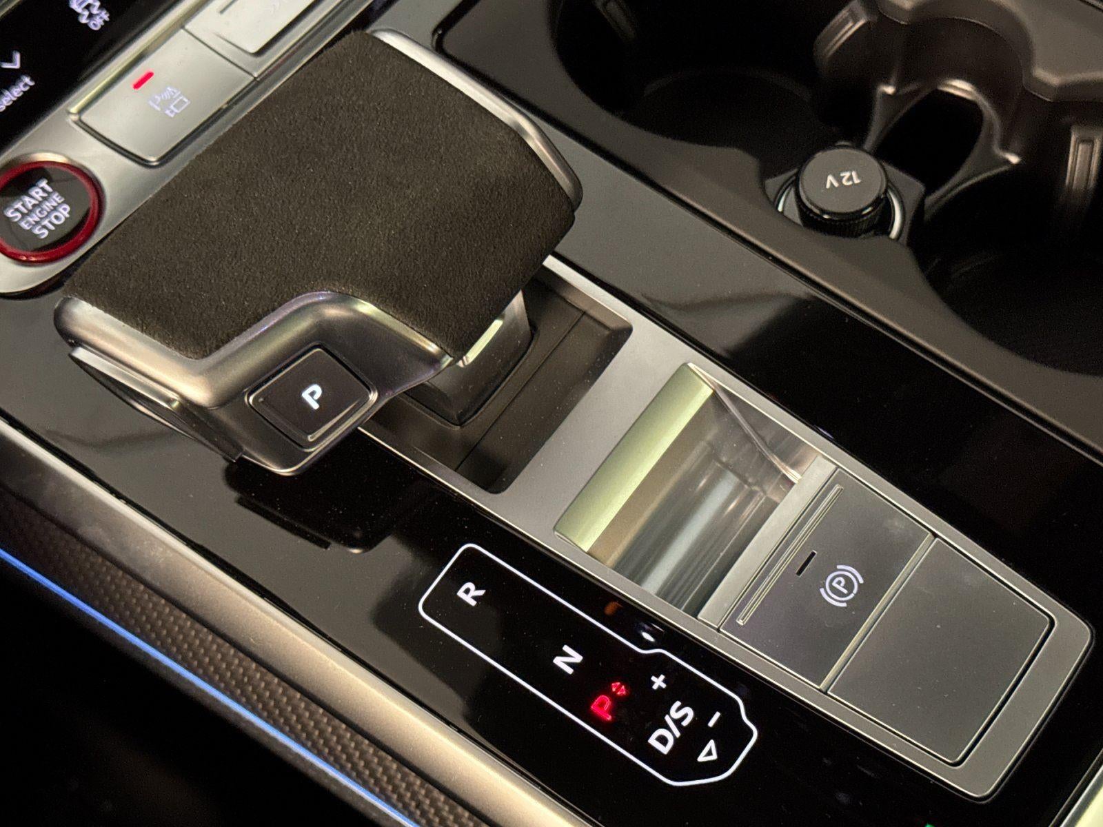 2026 Audi RS Q8 performance