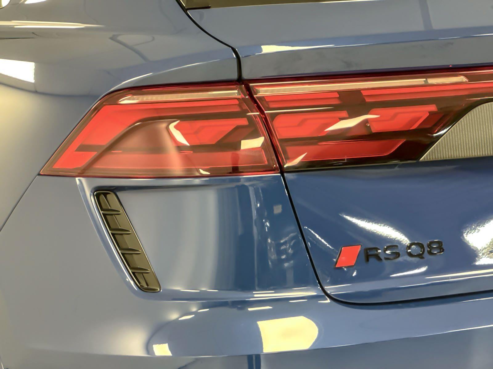 2026 Audi RS Q8 performance