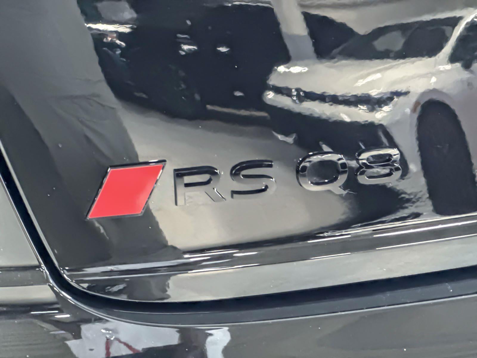 2026 Audi RS Q8 performance