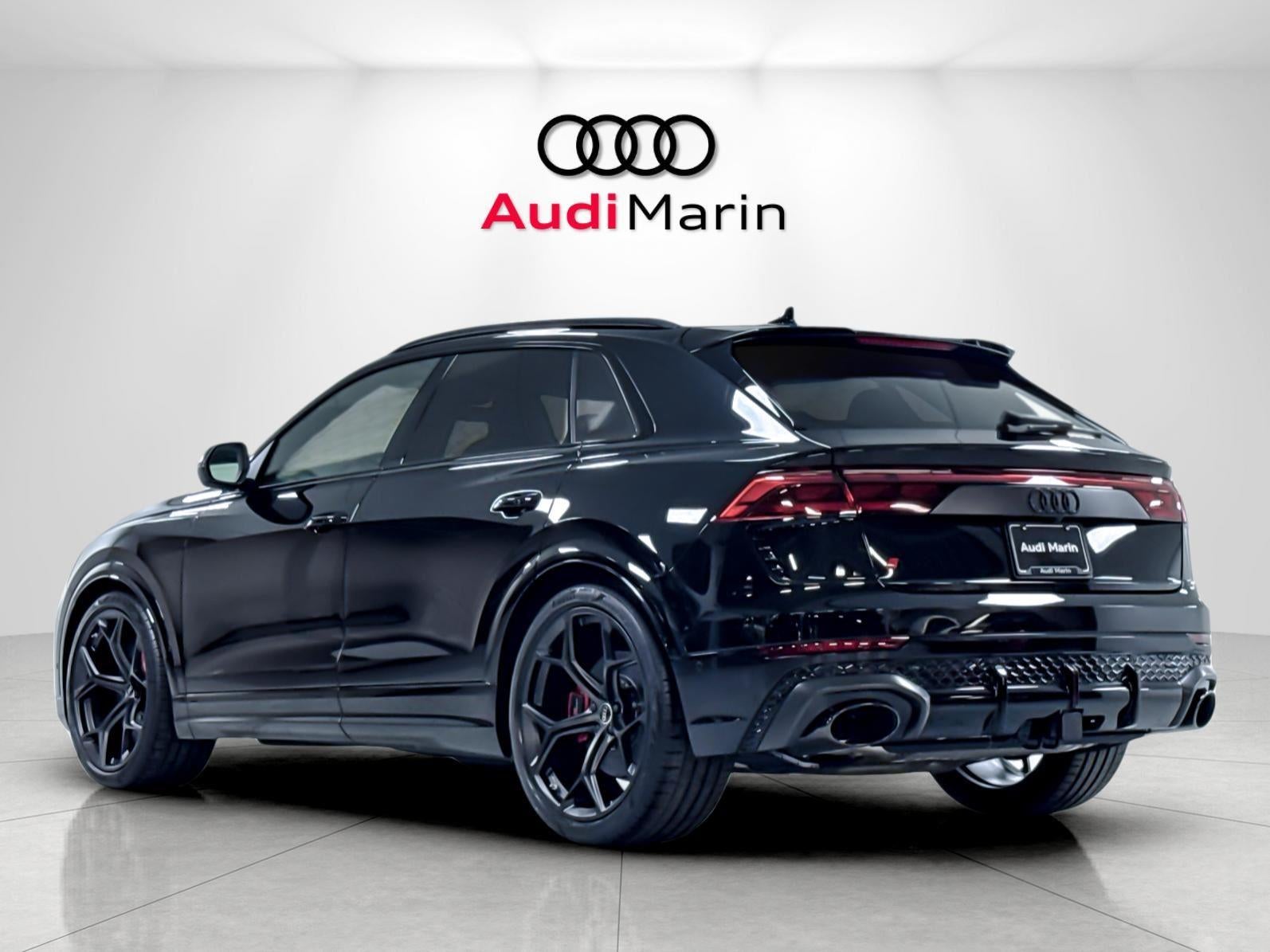 2026 Audi RS Q8 performance