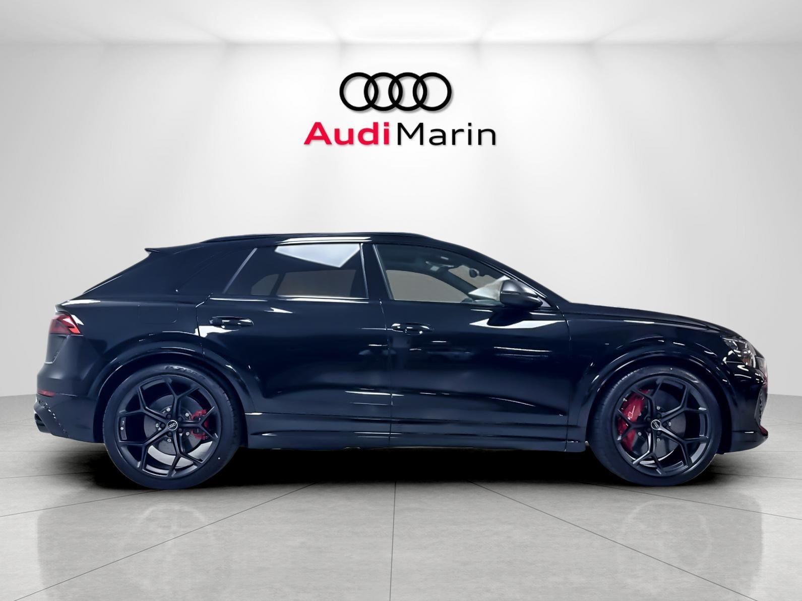2026 Audi RS Q8 performance