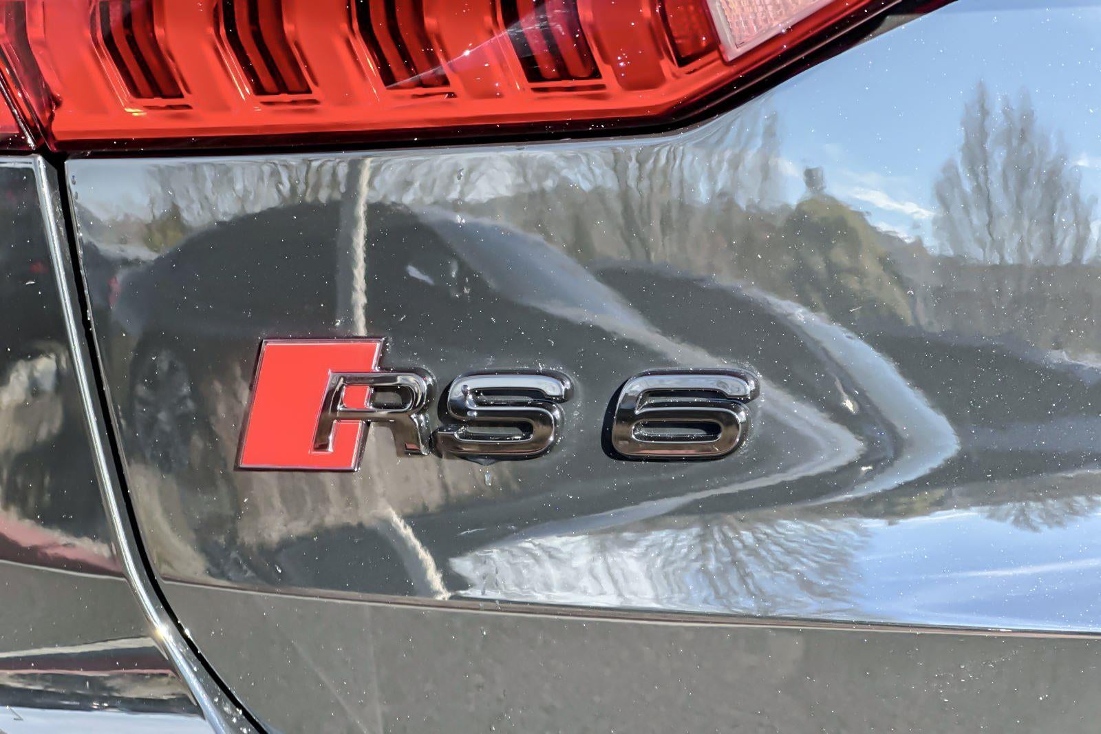 2026 Audi RS 6 Avant performance