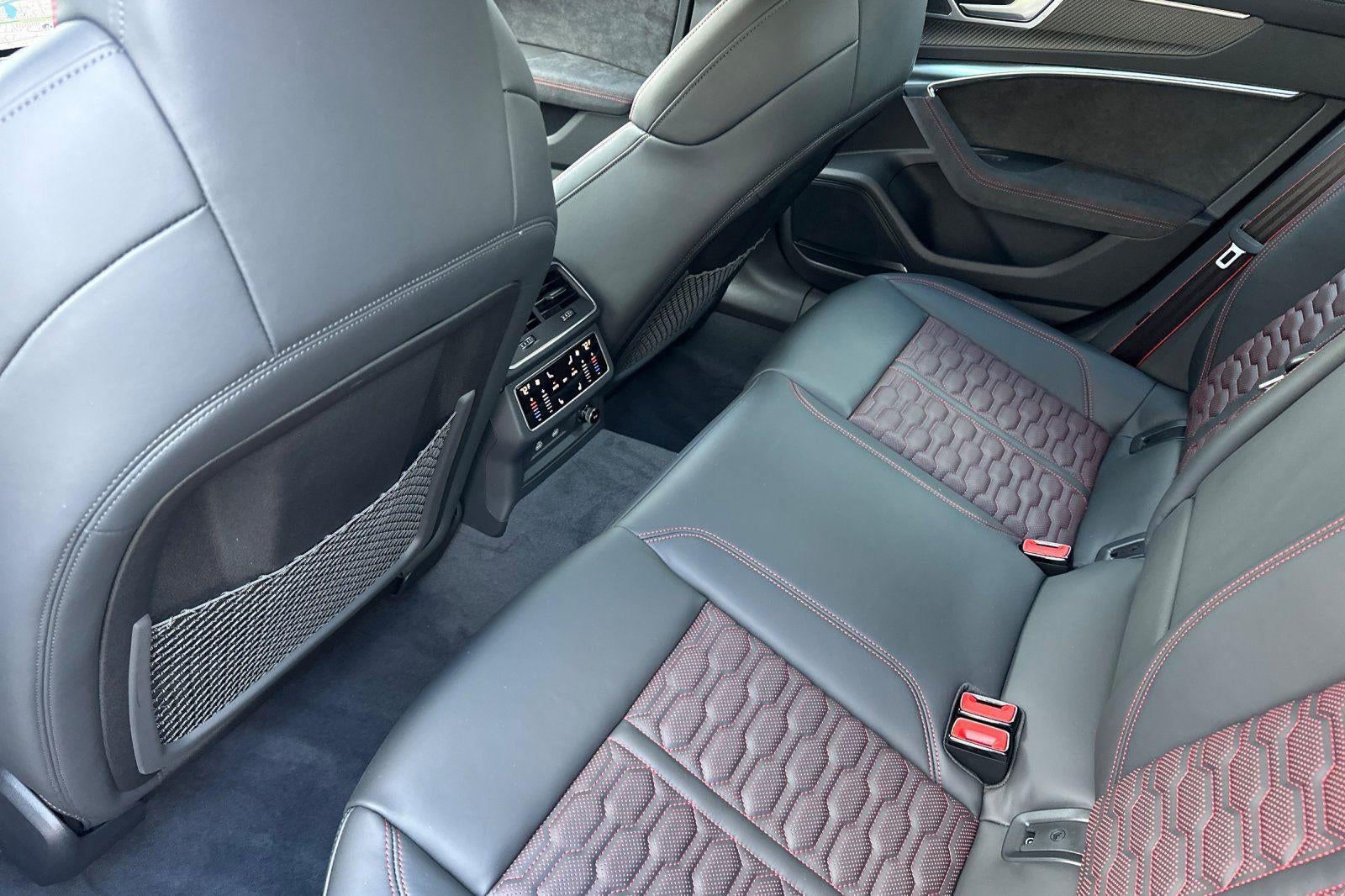 2026 Audi RS 6 Avant performance