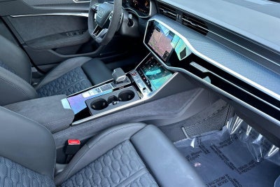 2025 Audi RS 6 Avant performance