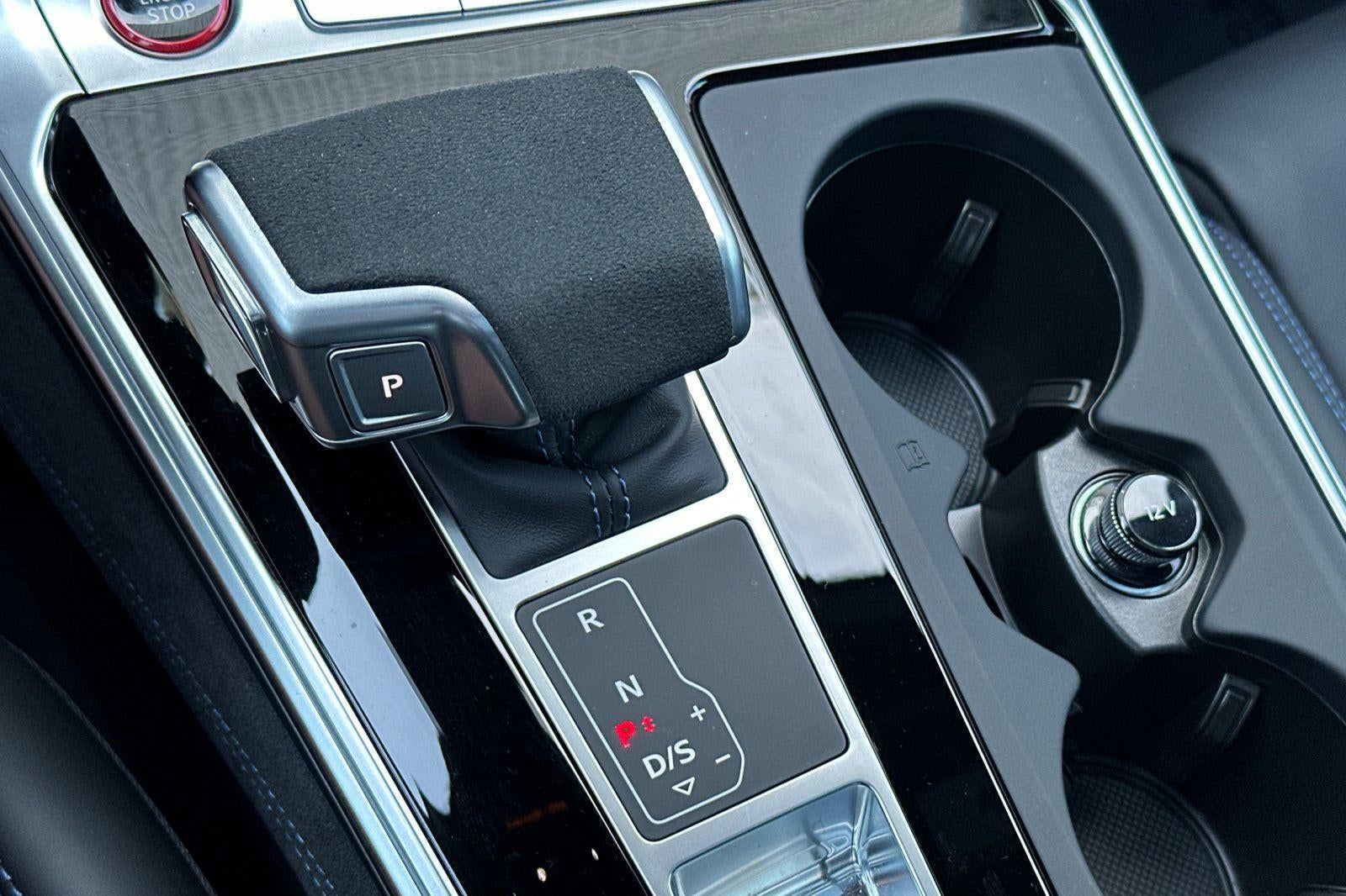 2025 Audi RS 6 Avant performance