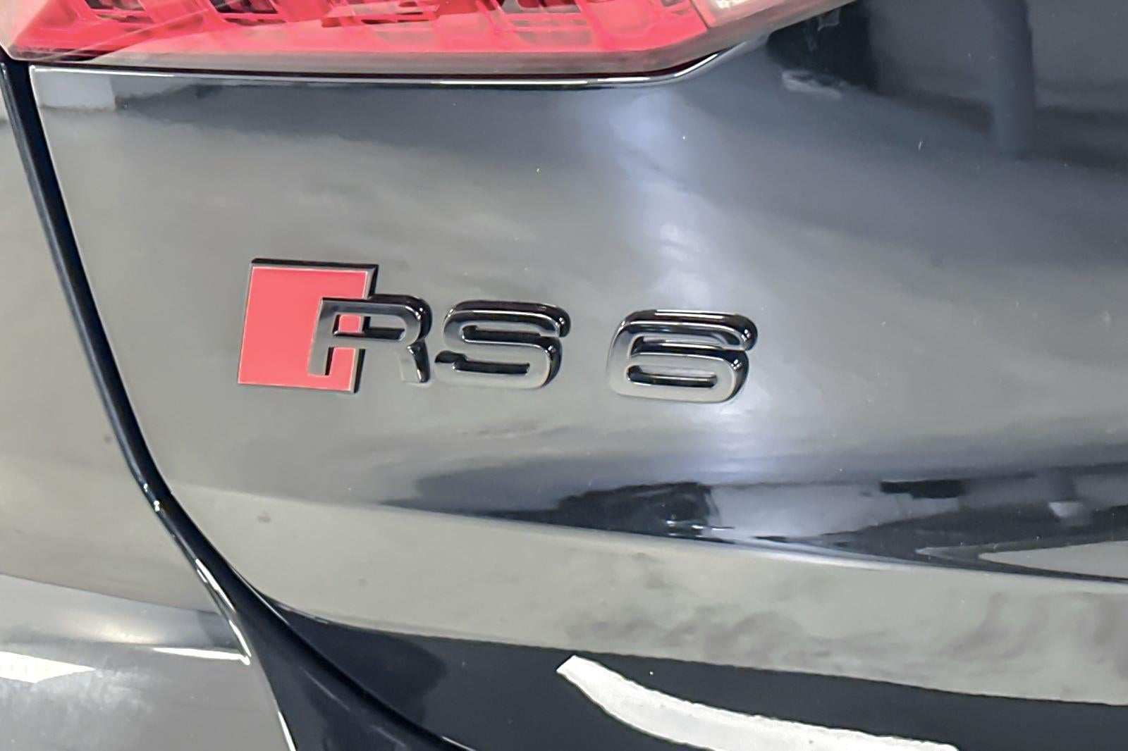 2025 Audi RS 6 Avant performance