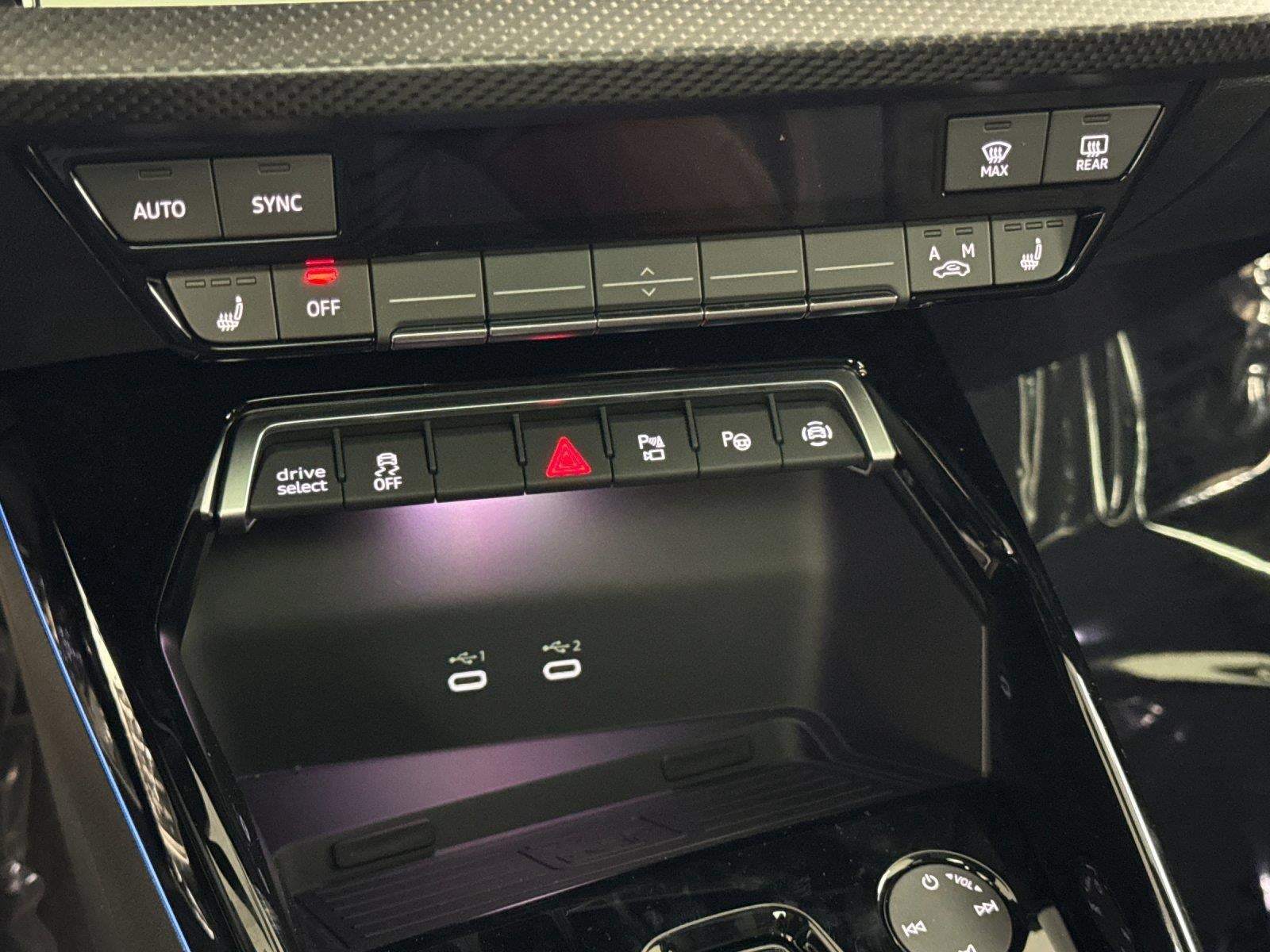 2026 Audi RS 3 quattro *Ltd Avail*