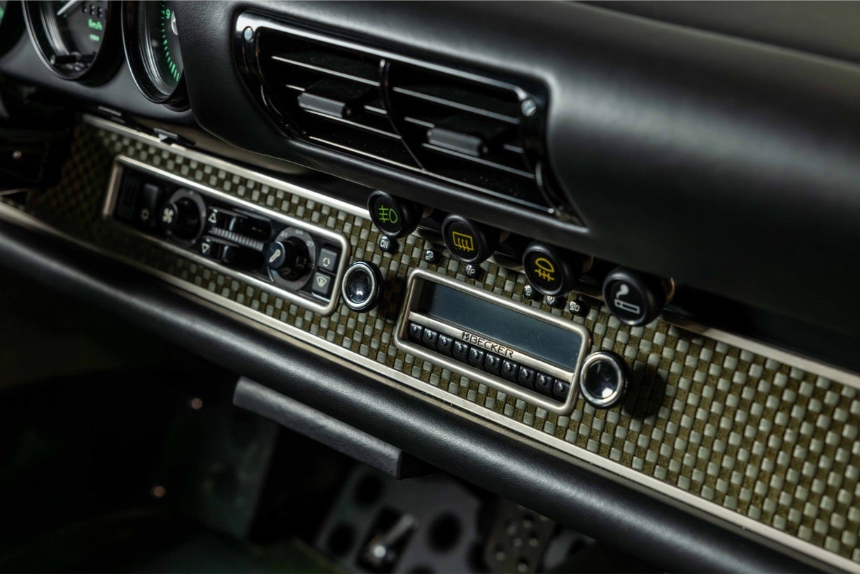 Havana Satin Angle 5