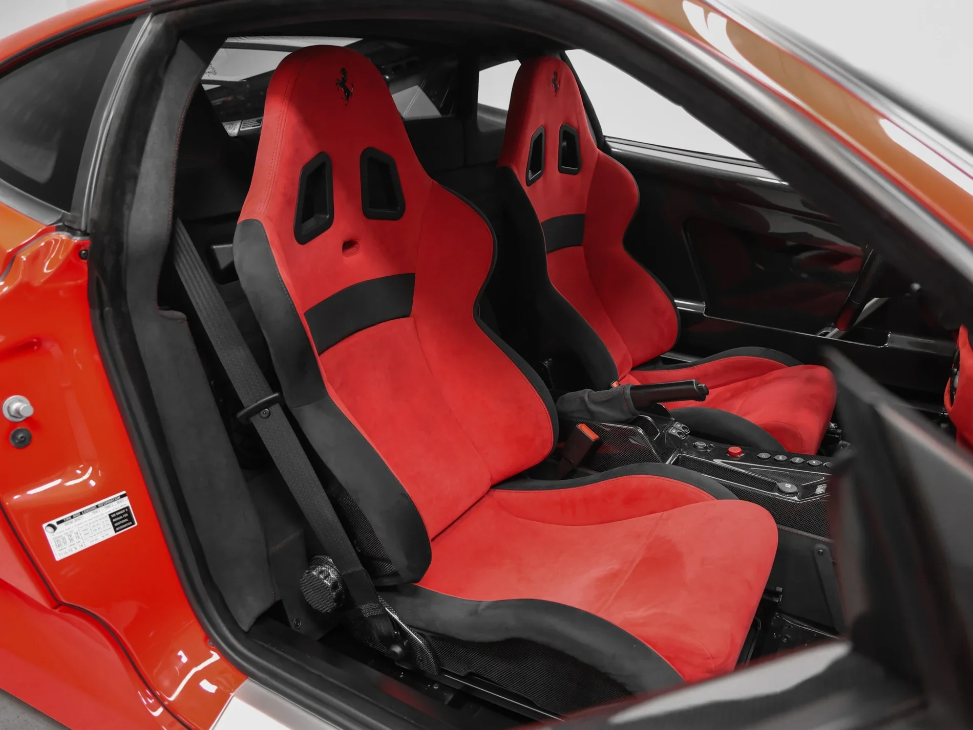 Ferrari 360 Challenge Stradale steering wheel and driver display