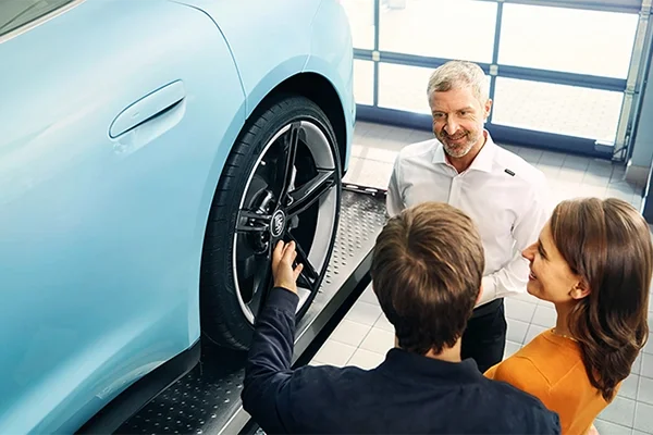 Complementary Vehicle Pick-Up